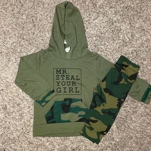 Boys camo matching outfit size 80/100